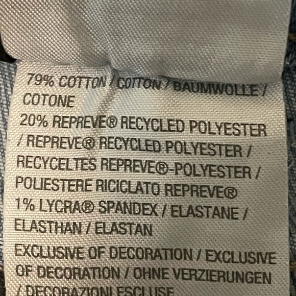 Susan Graver Girlfriend Raw Hem Cuffed Light Wash Jean Size 22W - Picture 15 of 16